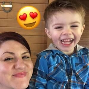 Meet your Posher, Alisha